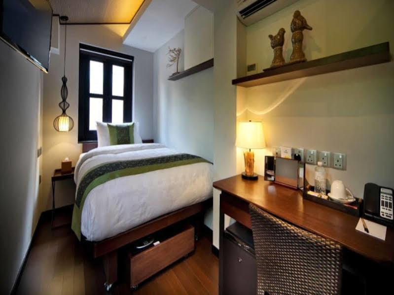 Clover 33 Jalan Sultan Hotel Singapore